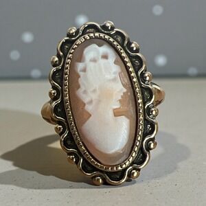 Vintage Cameo Hand Carved Shell Ring 14K Gold Plated w/ Uncas Hallmark size 5.25